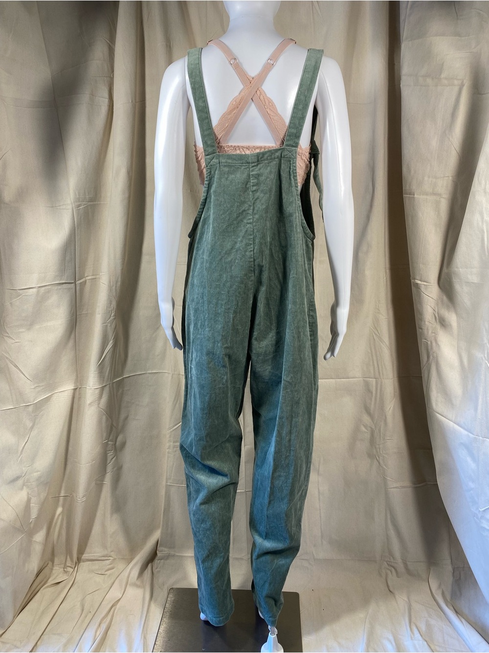 Lucy & Yak Original Corduroy Dungarees in Sage Green - Picture 4 of 6